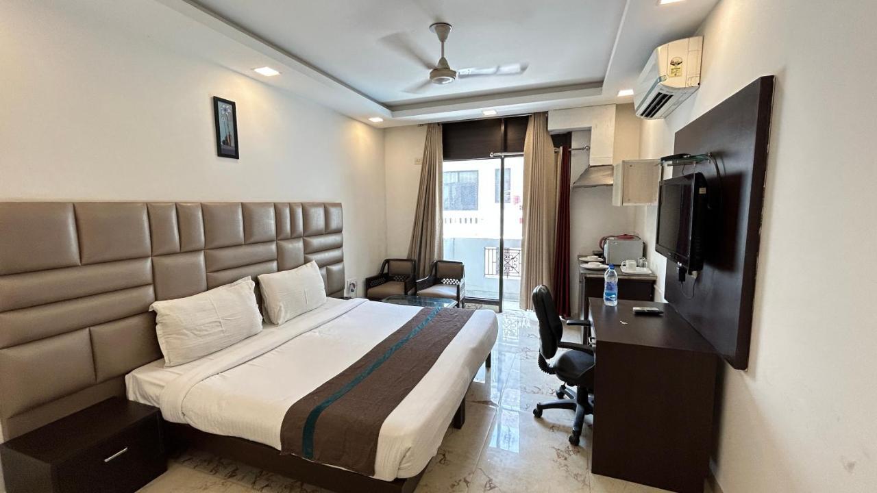 Park Studio Dlf Phase 2, Cyber City, Gurgaon Exterior photo